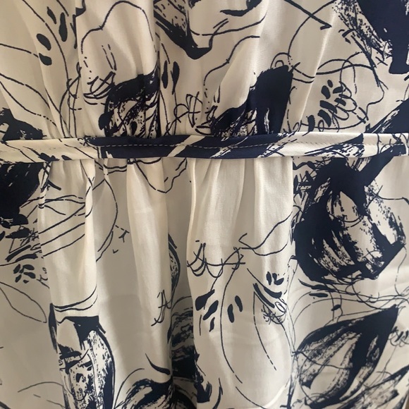 Top - Picture 6 of 8